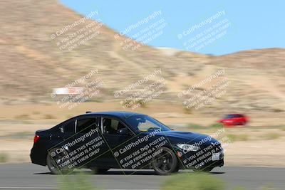 media/Oct-01-2022-Team Topak Racing (Sat) [[f860fb51be]]/2-Inter Low 2/session 2 turn 11/